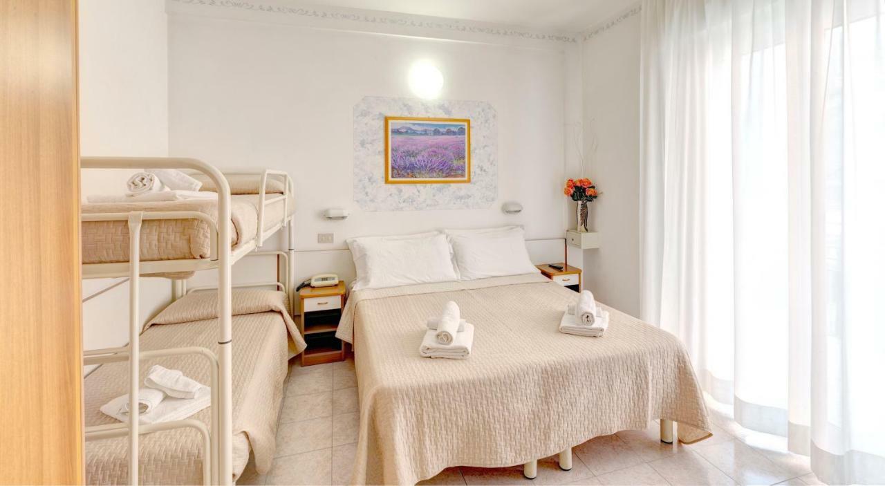Hotel Niagara Riccione Eksteriør bilde