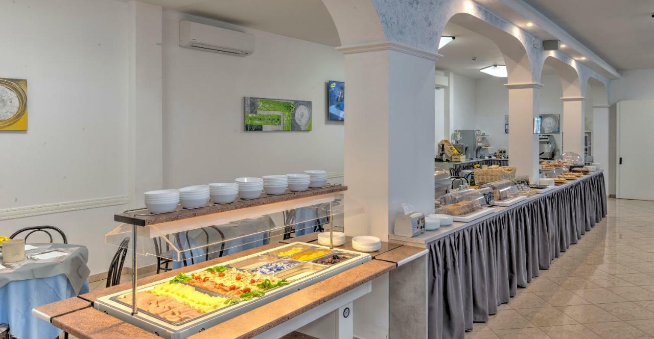 Hotel Niagara Riccione Eksteriør bilde